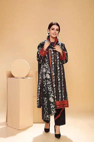 Printed Khaddar Shirt And Dupatta by NISHAT, Black