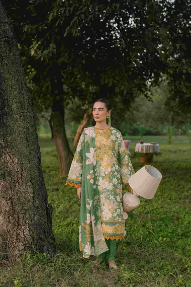 Embroidered Printed Karandi Shirt back and dupatta by PURI FABRICS, Green