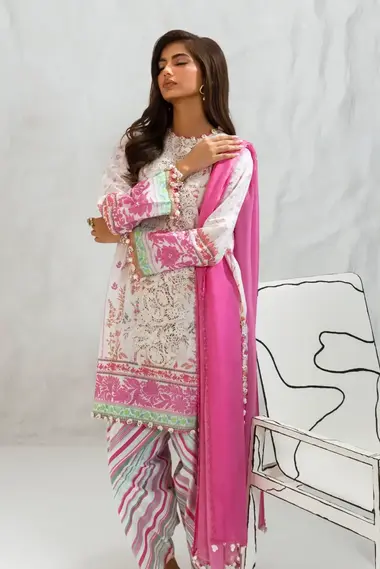 Digital Printed Front Lawn Chiffon Dupatta by SANA SAFINAZ, HotPink