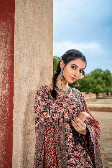 Printed Cambric Shirt And Dupatta by ZESH TEXTILE, Coral