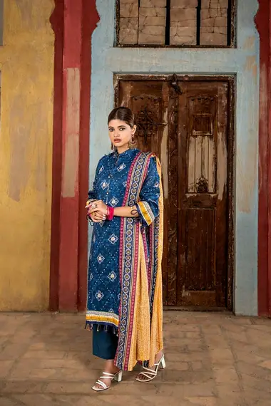 Printed Cambric Shirt And Dupatta by ZESH TEXTILE, Blue