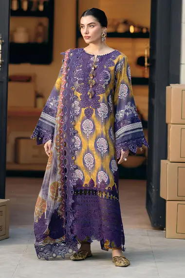 Embroidered And Printed Crepe Shirt Embroidered And Printed Chiffon Dupatta GL-22 by nureh, Gold